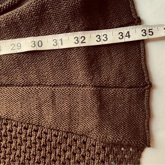Elegant Brown Knit Cardigan - Picture 4 of 10